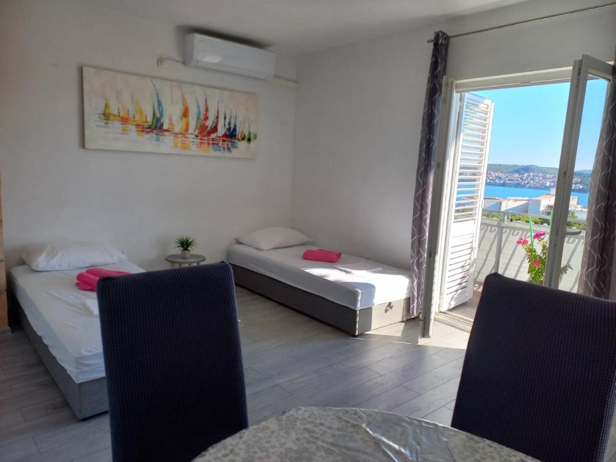 Apartman Marica Трогир Екстериор снимка